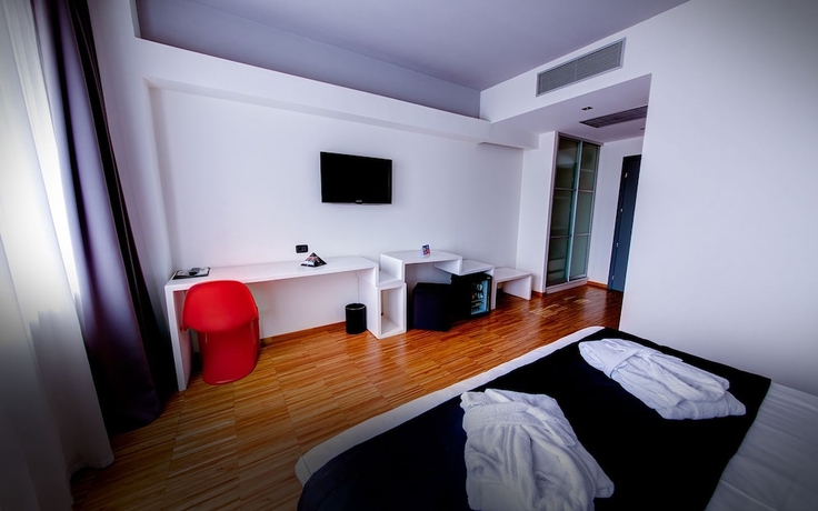 Imagen de la habitación del Hotel Sarroglia. Foto 10