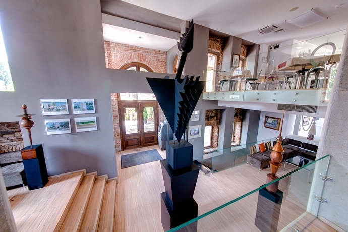 Imagen de los interiores del Hotel Sarroglia. Foto 17