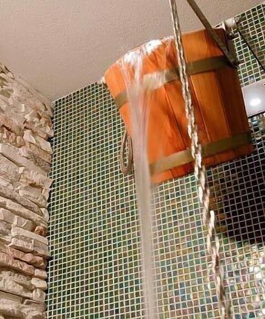 Imagen de la piscina del Hotel Sarti. Foto 20