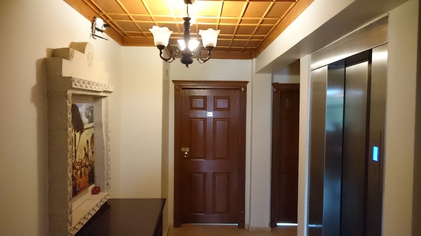 Imagen de los interiores del Hotel Saruhan. Foto 14