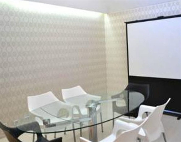 Imagen de los interiores del Hotel Sarum Design. Foto 11