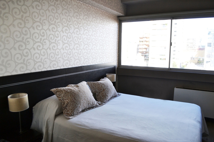 Imagen de la habitación del Hotel Sarum Design. Foto 3