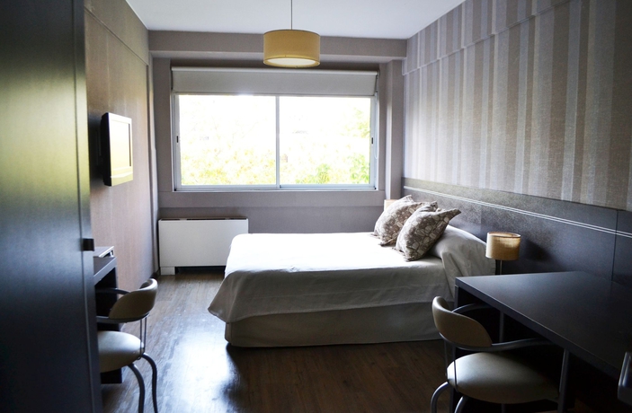 Imagen de la habitación del Hotel Sarum Design. Foto 9