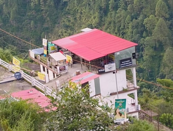 Imagen general del Hotel Sarvaheet. Foto 3