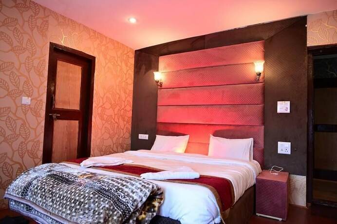 Imagen de la habitación del Hotel Sarwa Cottage. Foto 18