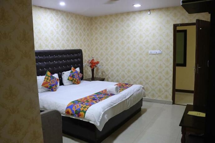 Imagen general del Hotel Sarweshwary. Foto 2