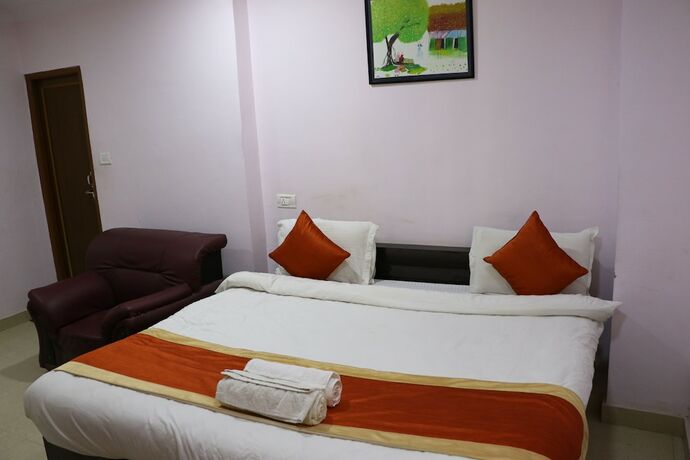 Imagen general del Hotel Sarweshwary. Foto 9