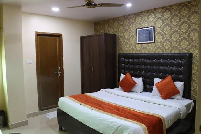 Imagen general del Hotel Sarweshwary. Foto 11