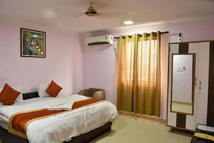 Imagen general del Hotel Sarweshwary. Foto 14