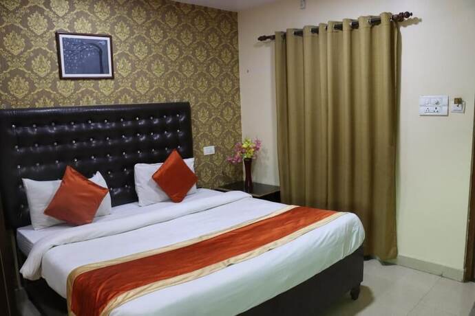 Imagen general del Hotel Sarweshwary. Foto 15