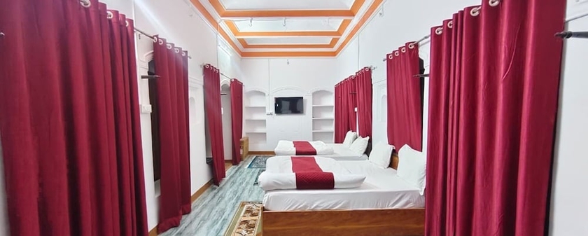 Imagen de la habitación del Hotel Saryu River View- Kanchan Bhawan. Foto 2