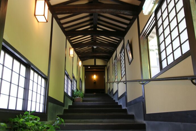 Imagen de la habitación del Hotel Sasaya. Foto 17