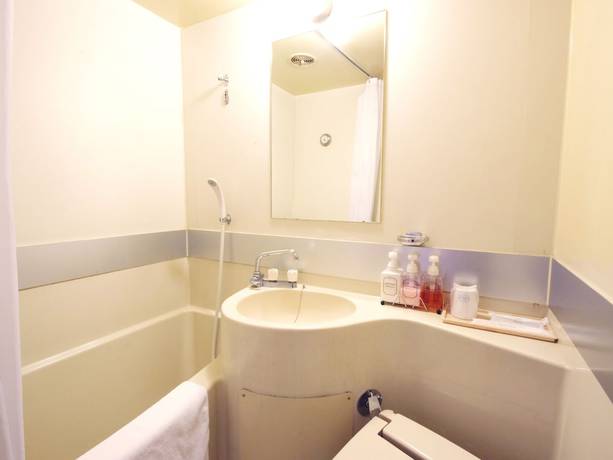Imagen de la habitación del Hotel Sasebo Green. Foto 4