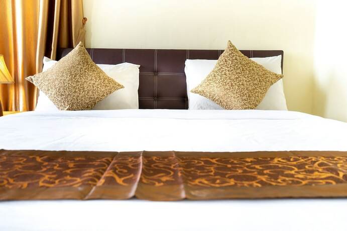 Imagen de la habitación del Hotel Sasi Nonthaburi. Foto 15