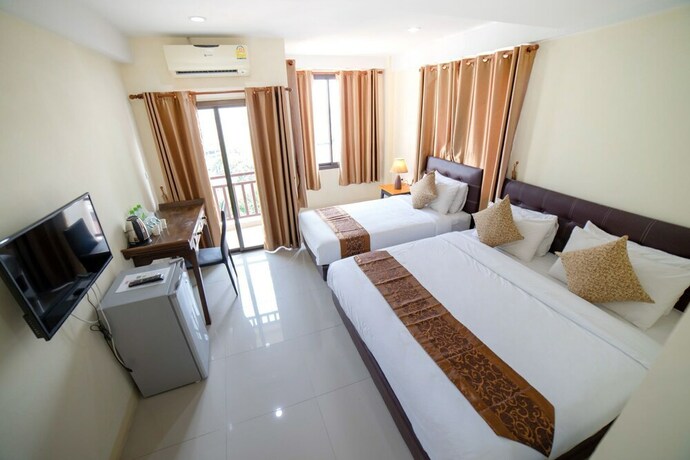 Imagen de la habitación del Hotel Sasi Nonthaburi. Foto 17