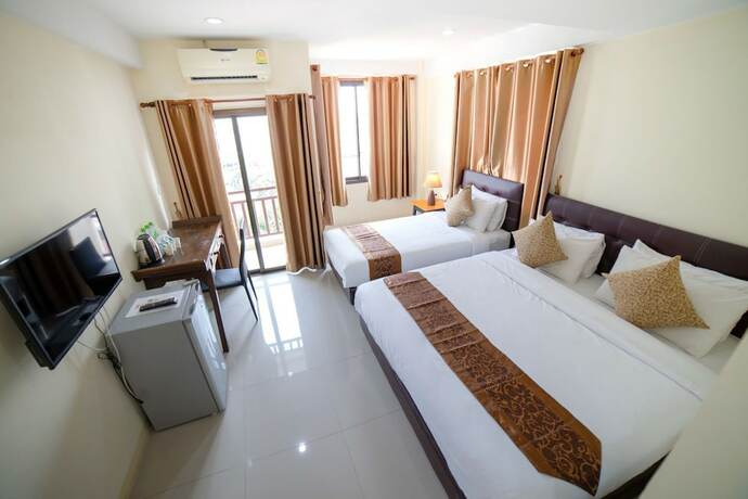 Imagen de la habitación del Hotel Sasi Nonthaburi. Foto 19