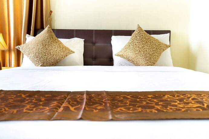 Imagen de la habitación del Hotel Sasi Nonthaburi. Foto 34