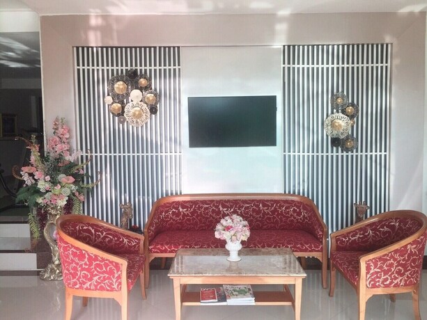 Imagen de los interiores del Hotel Sasi Nonthaburi. Foto 37