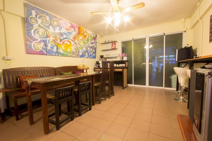 Imagen de los interiores del Hotel Sasima House. Foto 14
