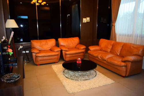 Imagen de la habitación del Hotel Sasima Moonlight Villa. Foto 4