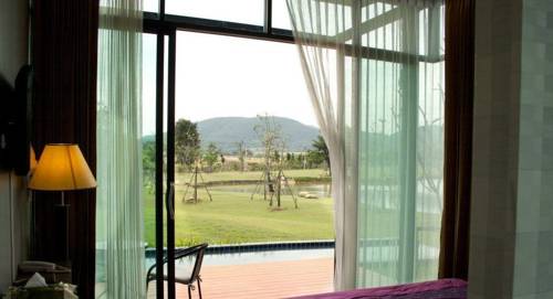 Imagen de la habitación del Hotel Sasima Moonlight Villa. Foto 11