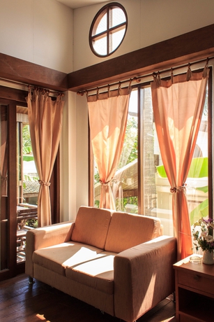 Imagen de los interiores del Hotel Sasitara Residence Koh Samui. Foto 15