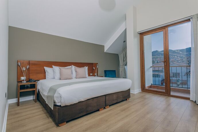 Imagen de la habitación del Hotel Saska Boutique. Foto 14