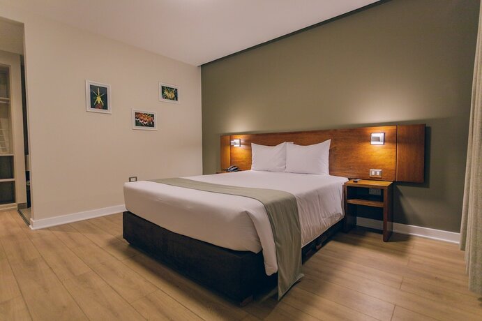 Imagen de la habitación del Hotel Saska Boutique. Foto 18