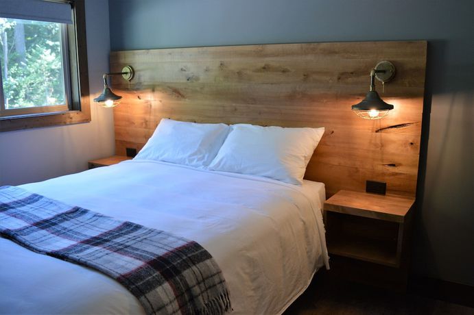 Imagen de la habitación del Hotel Sasquatch Inn. Foto 13