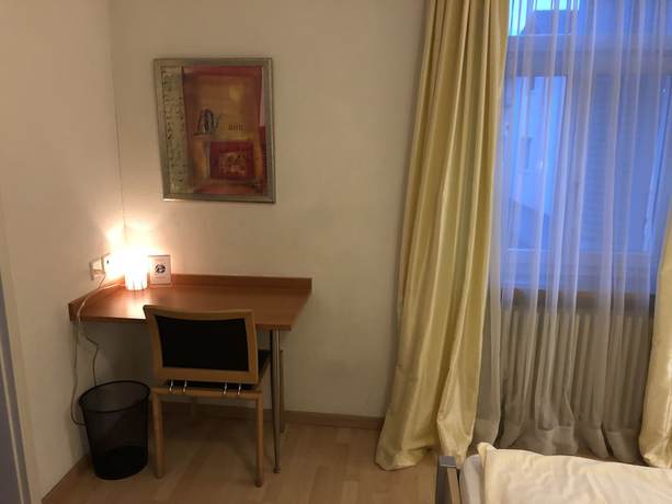 Imagen de la habitación del Hotel Sass Apart-Hotel. Foto 9