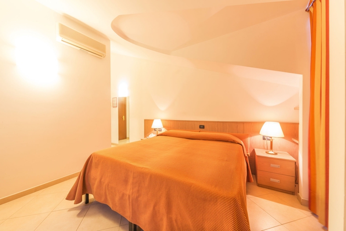 Imagen de la habitación del Hotel Sasso Residence. Foto 11