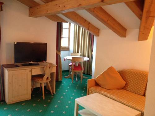 Imagen de la habitación del Hotel Sasso Rosso. Foto 7