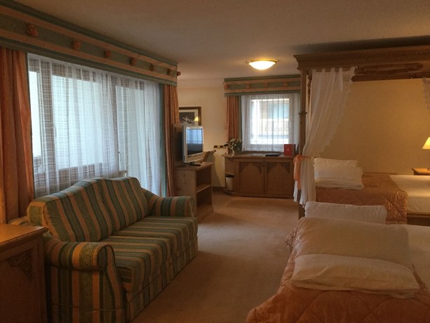 Imagen de la habitación del Hotel Sassongher. Foto 5