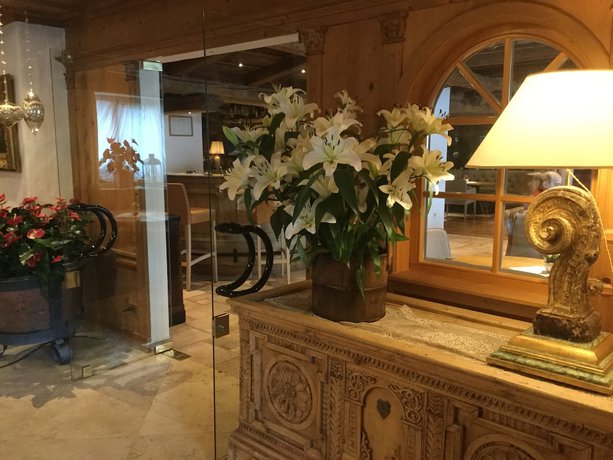 Imagen de los interiores del Hotel Sassongher. Foto 17