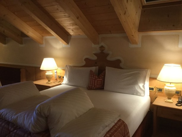 Imagen de la habitación del Hotel Sassongher. Foto 7