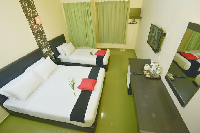 Imagen de la habitación del Hotel Sastria Hotel. Foto 25