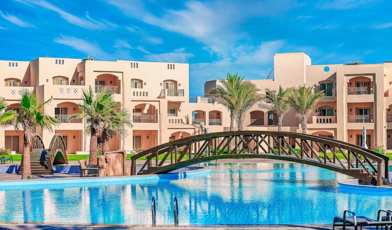 Imagen de la habitación del Hotel Sataya Resort Marsa Alam. Foto 8