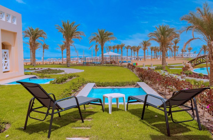 Imagen de la habitación del Hotel Sataya Resort Marsa Alam. Foto 17