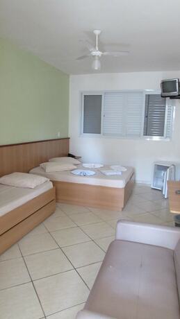 Imagen de la habitación del Hotel Satelite Itanhaem. Foto 13