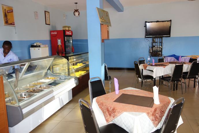 Imagen de los interiores del Hotel Satellite, Kampala. Foto 20