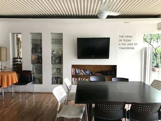 Imagen de los interiores del Hotel Sathorn Terrace Apartment. Foto 39