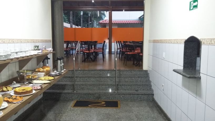Imagen del bar/restaurante del Hotel S&atilde;o Caetano. Foto 6