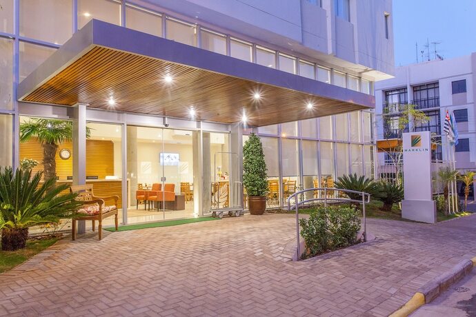 Imagen general del Hotel S&atilde;o Carlos Marklin Su&iacute;tes. Foto 8