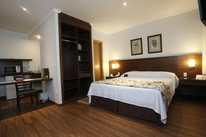 Imagen general del Hotel S&atilde;o Carlos Marklin Su&iacute;tes. Foto 15