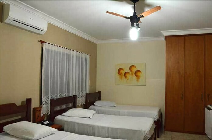 Imagen de la habitación del Hotel S&atilde;o Marcos. Foto 26