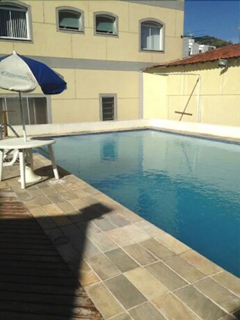 Imagen de la piscina del Hotel S&atilde;o Roque Park. Foto 18