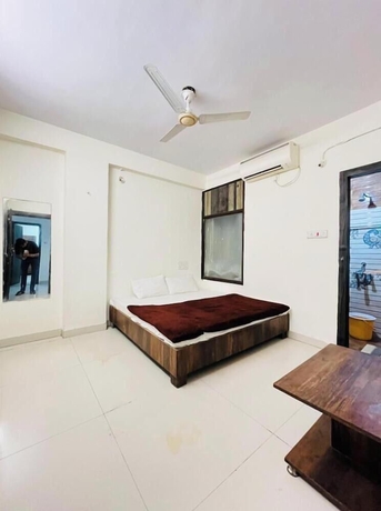 Imagen de la habitación del Hotel Satkar home stay ujjain. Foto 12