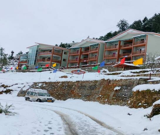 Imagen general del Hotel Satopanth The Auli Resort. Foto 15