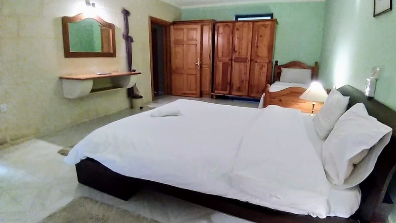 Imagen de la habitación del Hotel Satori Gozo Centre. Foto 15