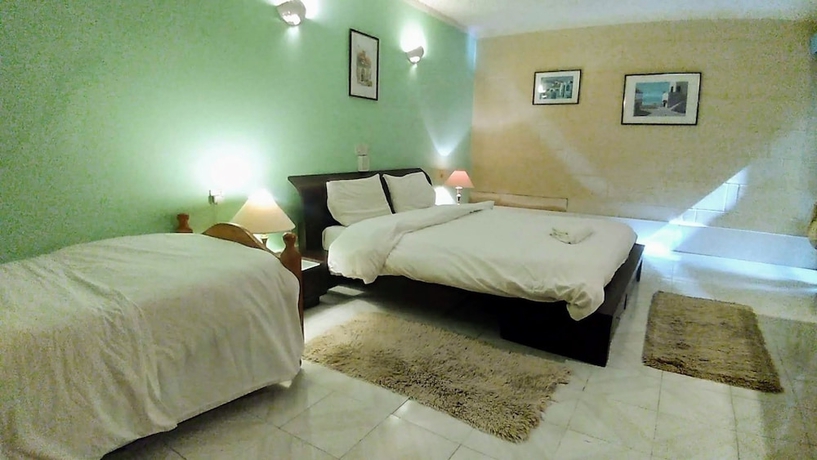 Imagen de la habitación del Hotel Satori Gozo Centre. Foto 16
